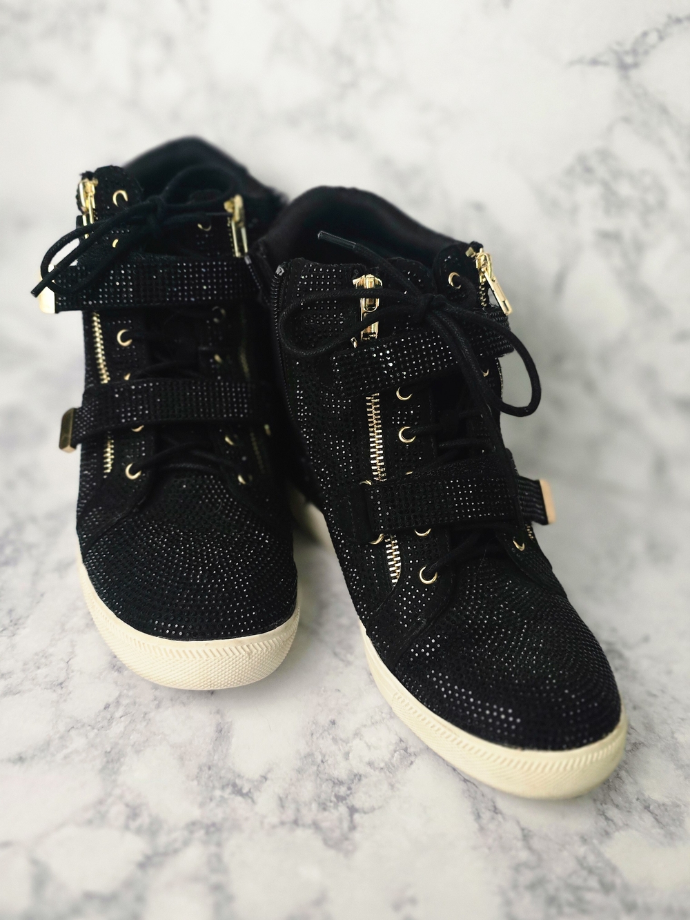 I.N.C. International Concepts Debby Rhinestone Wedge Sneakers – Women’s Size 10